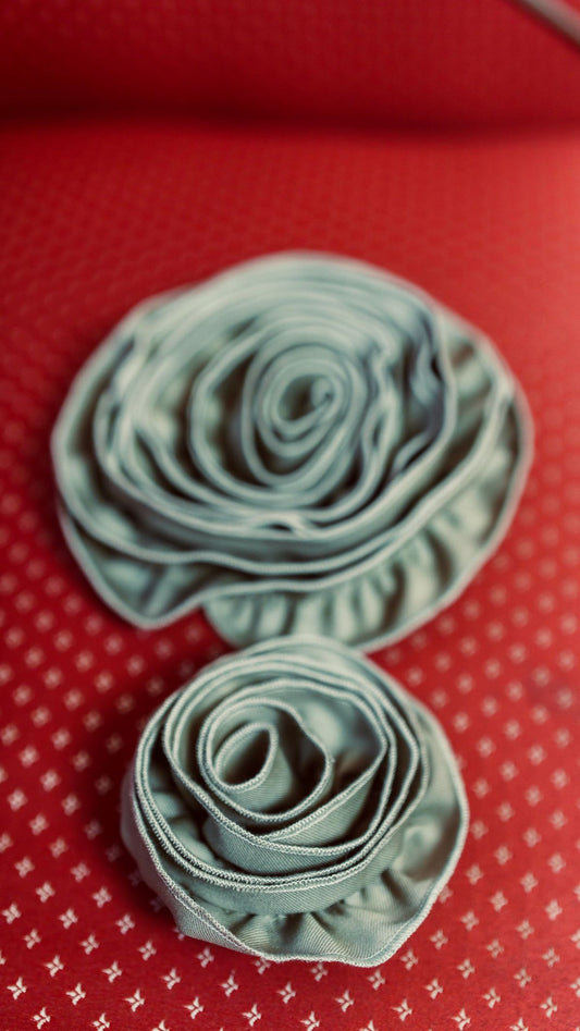 Duża dopinana róża